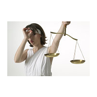 Judges Go Easier on Female Defendants…Unless They’re Thieves