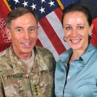 Petraeus Lawyer Wants to Keep Secret One Sentence from Judge’s Sentencing Memo