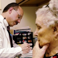Raising Medicare Age Could Leave 165,000 Seniors without Insurance