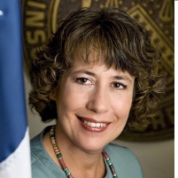 FDIC Head Wants to End “Too Big to Fail”