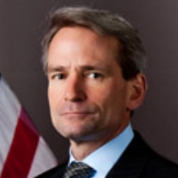 Republican Obama Appointee Accused of Passing Government Information to Private Parties