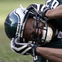 NFL Players Sue League and Helmet Maker over Hidden Brain Injury Test Results