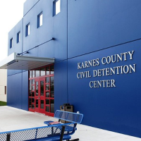 Federal Civil Rights Commission Harshly Criticizes Homeland Security Dept.’s Treatment of Immigrant Detainees