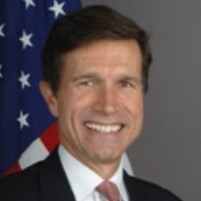 U.S. Diplomat Tries to Mediate Dispute in Islamic Nation of 315,000 People