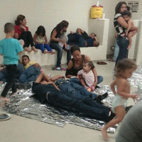 Federal Judge Orders Obama Administration to Release Children Held in Immigration Detention Centers by October 23