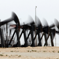 Obama Administration Eases Restrictions on Exports of Lightly Processed Oil for First Time Since 1970s