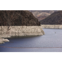Largest Reservoir in U.S. Drops to Lowest Level in its 77-Year History