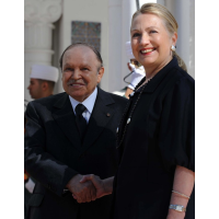 Arab Dictatorships Pour Money into Clinton Foundation